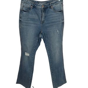 American Rag Cie jeans size 18W. NWOT.